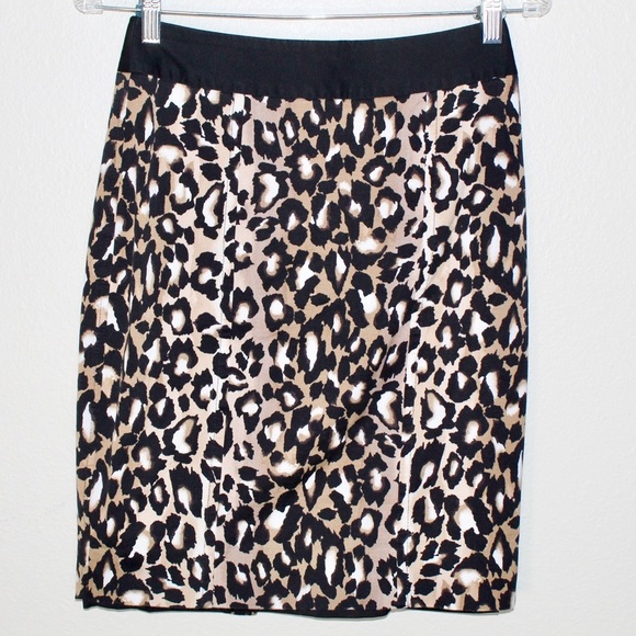 White House Black Market Dresses & Skirts - White House Black Market Leopard Print Pencil Skirt - Size 2